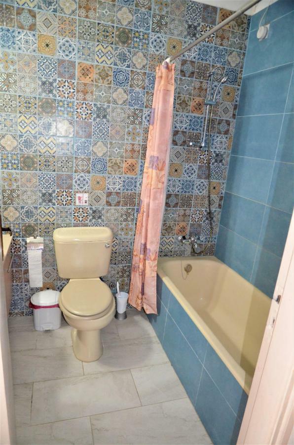 Isabella Court Townhouse Near Venus Beach And Lidl Paphos Exterior photo